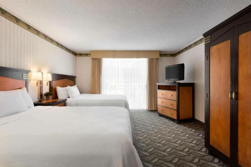 Embassy Suites By Hilton Arcadia-Pasadena Area Eksteriør billede